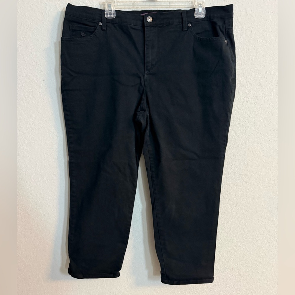 Gloria Vanderbilt Amanda Straight Leg Black Jeans